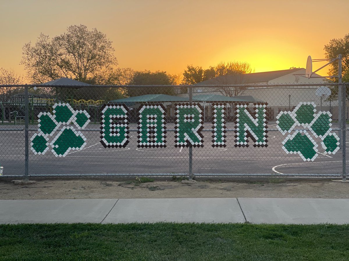 gary_cougar's tweet photo. Huge shout out to these ladies who helped make Garin pawsitively beautiful! https://t.co/KxliAeNFOD