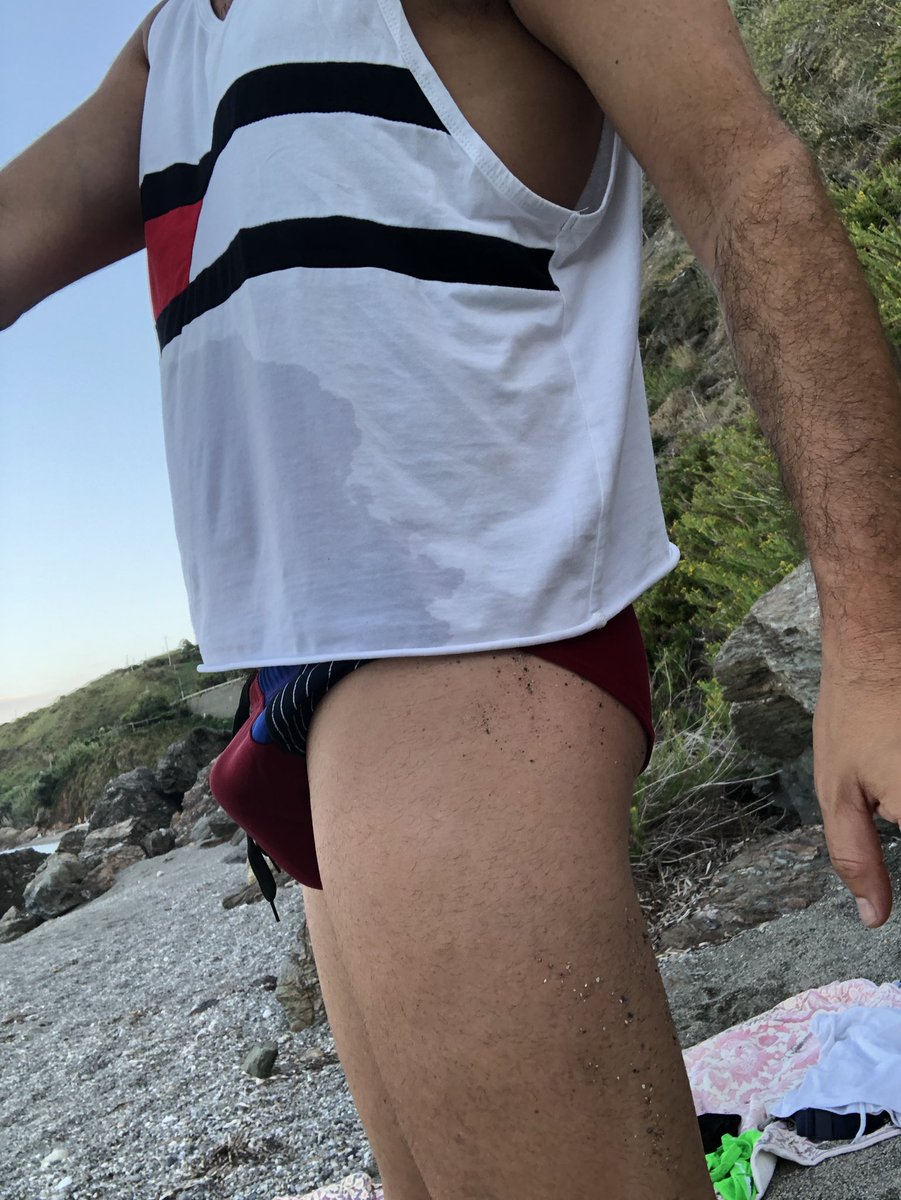 JustBriefs (@undiesmates) on Twitter photo 