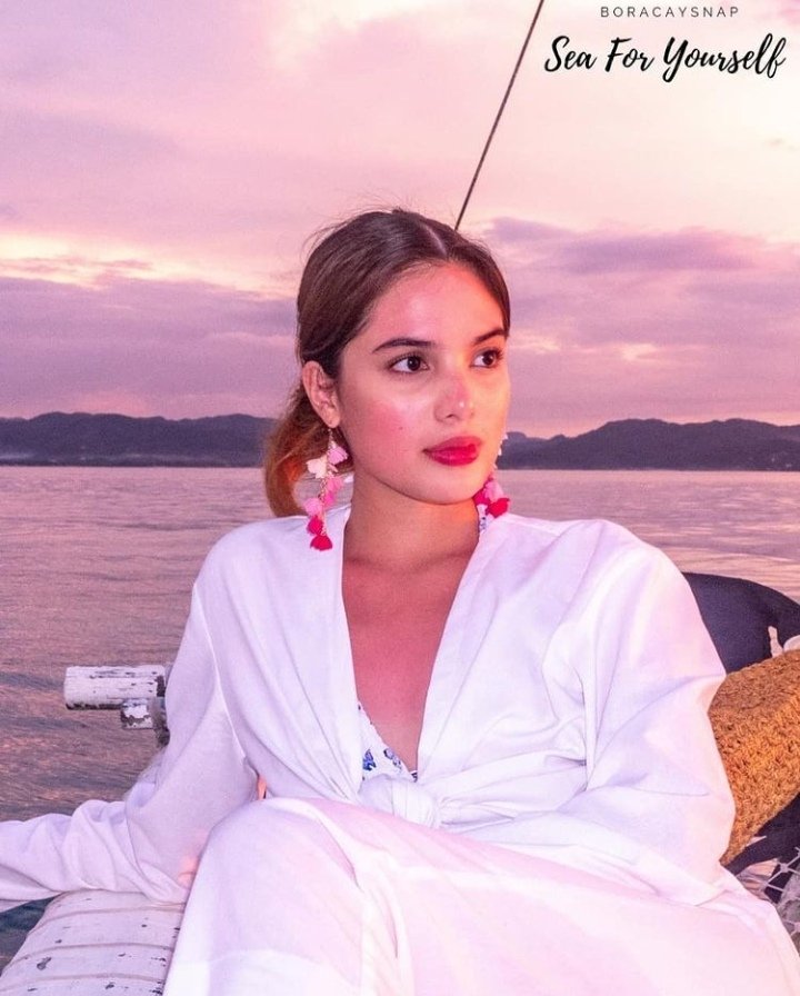 Thetrojan20's tweet photo. Ganda naman this girl 😍 @MichelleVito https://t.co/3dv2Oe21hc