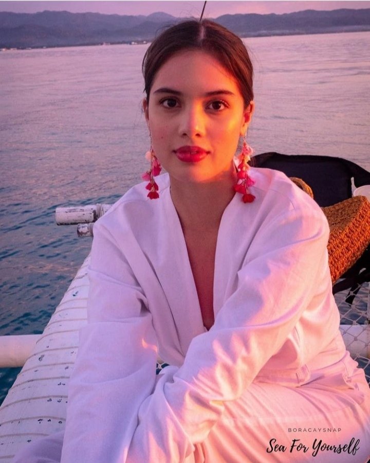 Thetrojan20's tweet photo. Ganda naman this girl 😍 @MichelleVito https://t.co/3dv2Oe21hc