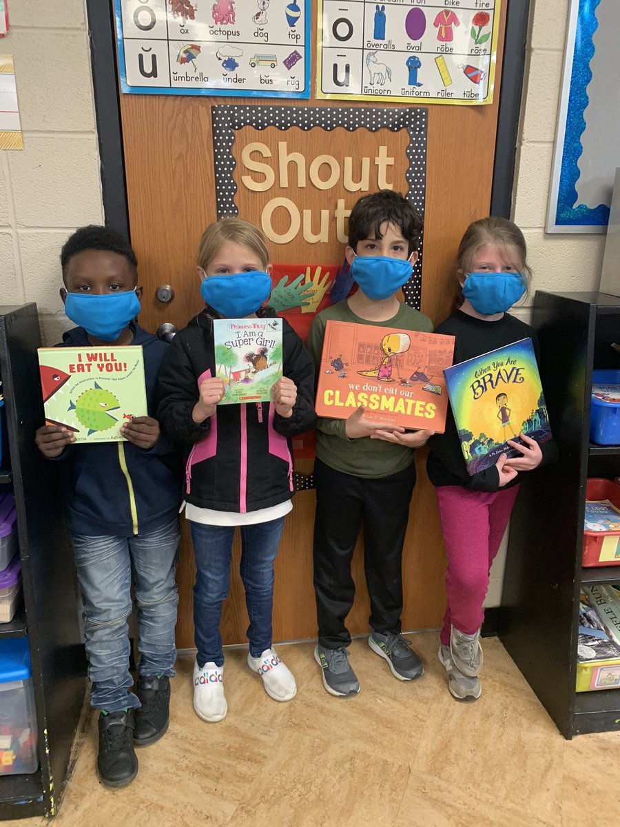 Welcoming spring break with birthday and Easter treats, matching masks and brand new books!! We’re ready!!  @cteslibrary <a href="/ctetigers/">Cumberland Trace ES</a>