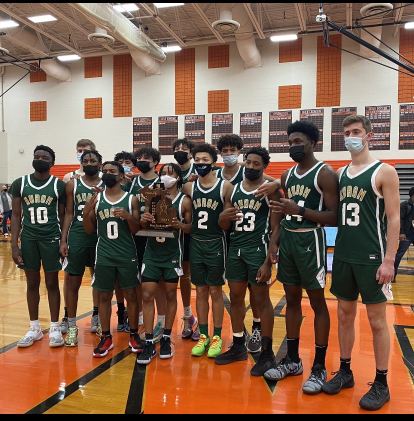 Huron Basketball 🏀 tweet media