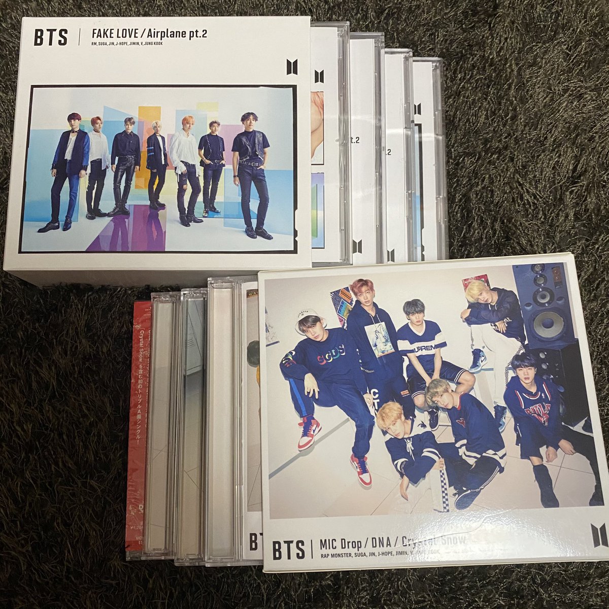 aaaaa99999a's tweet photo. BTS グッズ買取 ジョングク

【譲】画像　ほぼ新品未開封です
【求】買取,交換
交換の場合→ジョングク,ボムギュ

リプにも続いています↓

#bts買取 #BTSグッズ #btsグッズ買取　#BTSグッズ交換 #btsトレカ交換 #btsミニフォト交換　#btsミニフォト買取　#btsトレカ買取 https://t.co/1ehDZb3DOI