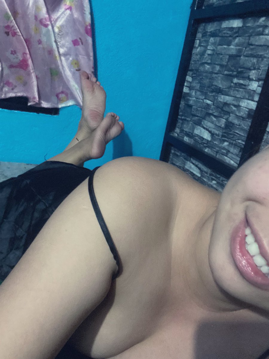 bluemoon_angeel's tweet photo. Hi birth month! Im already accepting gifts lol pa gcash nalang ng pang pansit dyan! And still selling contents too. 😉 #AlterMakati #alter #AlterManila #alterbagets #alterprimo #alterpinay #alterprima #alterphilippines #alternewbie #alterpinoy #alterph #alterpampanga #AlterCubao https://t.co/5pSzeFfwUt