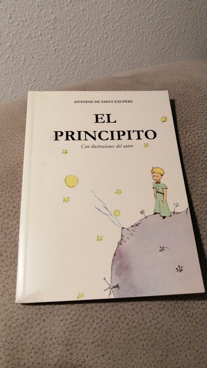 sandrabdance's tweet photo. Lectura agradable para acompañar la noche 🌜📚
#elprincipito #leerhacebien #tranquilidad #Antoinedesaintexupery https://t.co/GGdBlnGhsf