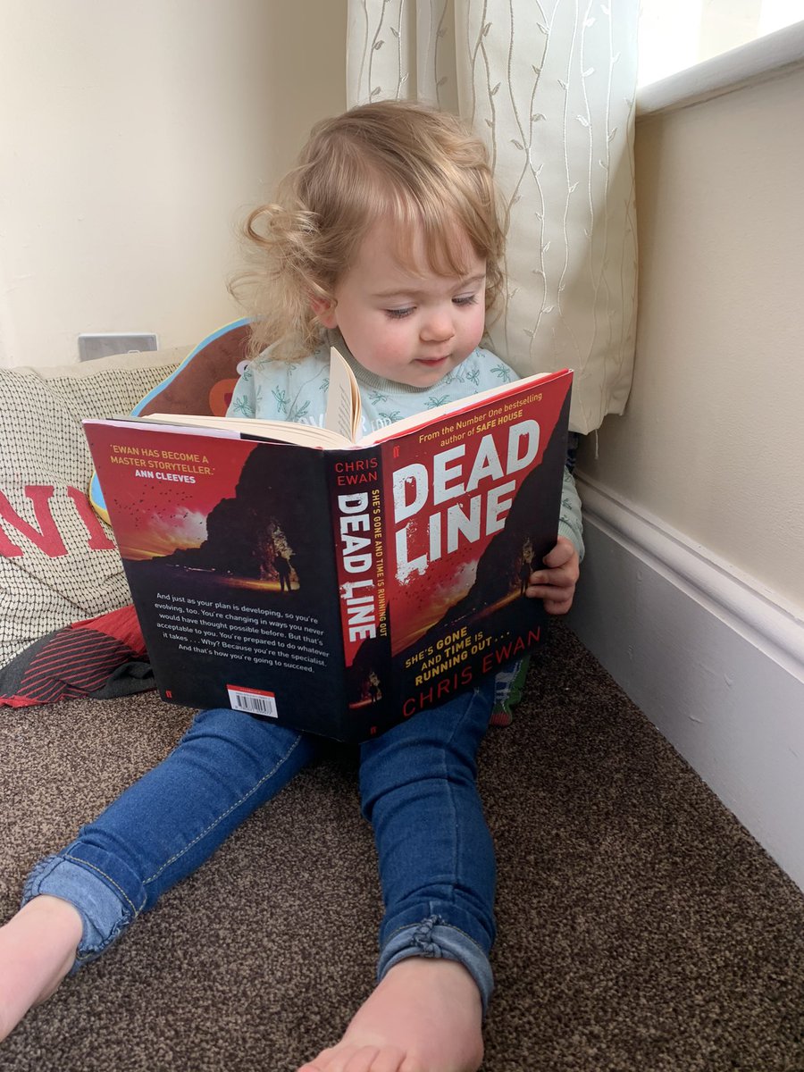AndyMoultrie's tweet photo. @chrisewan My daughter is OBSESSED with this book on my shelf. Gets it down at least once per day and just flicks through before putting it back... your fans are getting younger! https://t.co/BYHCMdHAwu