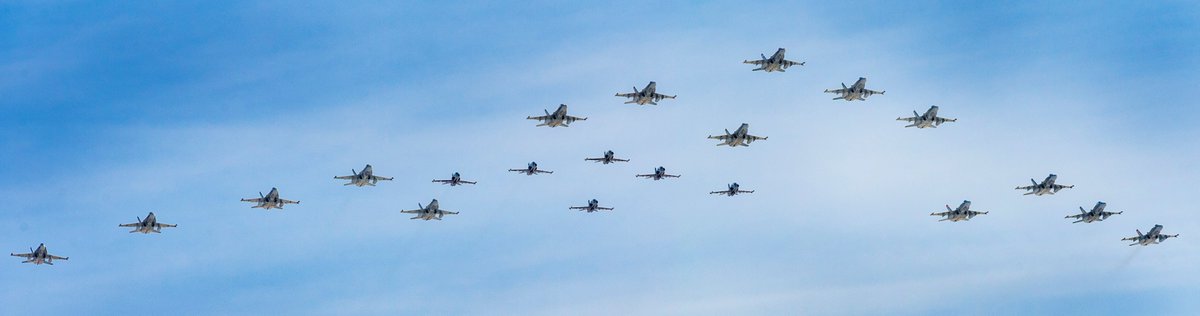 RCAF_ARC's tweet photo. 4 Wing Cold Lake conducted a large formation fly-past over the City of Cold Lake today, April 1. 15 CF-18 Hornets and 6 CT-155 Hawks flew in formation to celebrate the #RCAF's 97th Birthday. https://t.co/cZcdFmUFTf