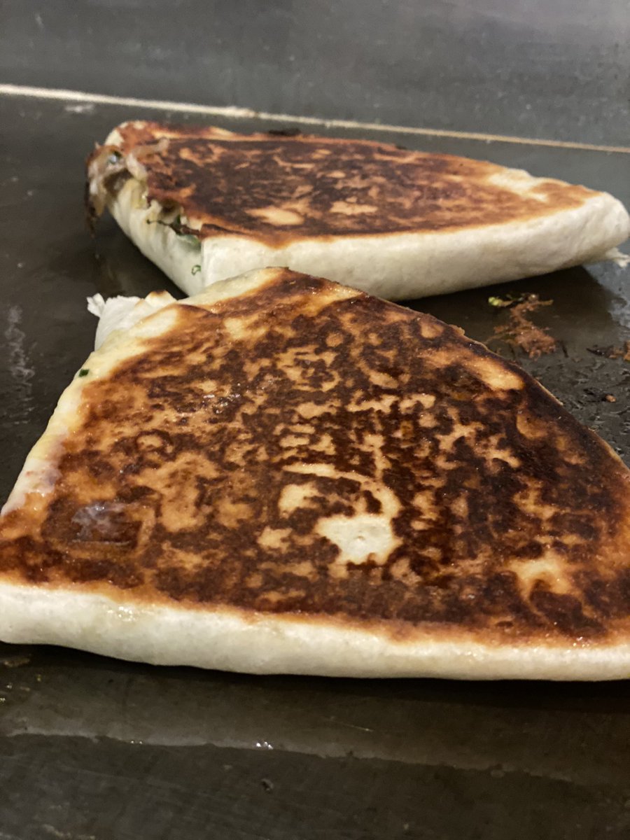 cedarlocal's tweet photo. Braised Short Rib Quesadilla loading...
#TryThisNext #SoGood https://t.co/QjVy2kOSrI
