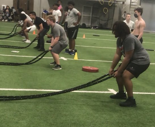 SheffieldFTBL's tweet photo. Mindset is everything! Big Dawg Mentality #AllBite #GoDogs https://t.co/lLOFK6LznE