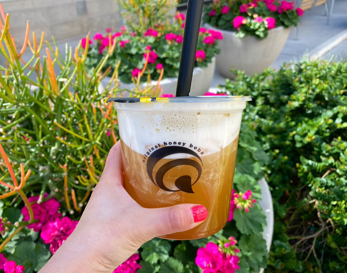 mybubblebeehive's tweet photo. Nothing like organic loose-leaf tea π―ππ
.
Available through carry out and delivery through UberEats, GrubHub, DoorDash and Postmates from SanTan Village, AZ Mills & Scottsdale Quarter.
.
#mybubblebee #bubbletea #boba #organic #honey #honeyboba #arizonafood #foodie #eatlocal https://t.co/qLYmuDYmk6