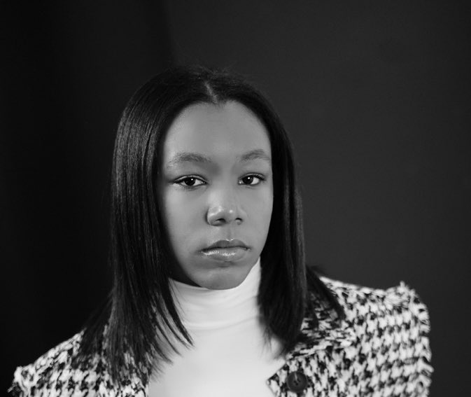 Jaree_16's tweet photo. New music soon..... 👀 https://t.co/5kKZiBMqRT