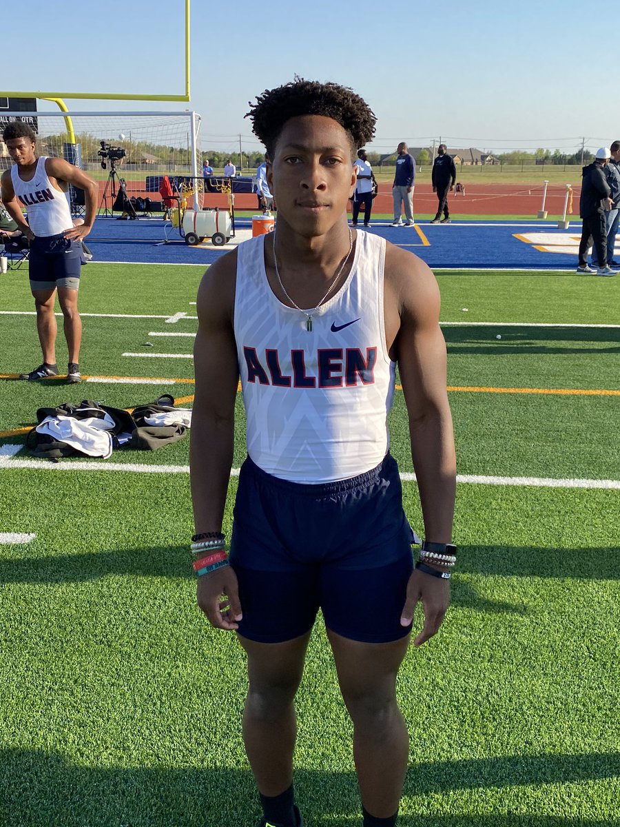 AllenTrack's tweet photo. Evan Carter and @korey_mosley 2nd and 3rd in the 100m at the district meet. Both are area qualifiers https://t.co/LptSTXE2TL