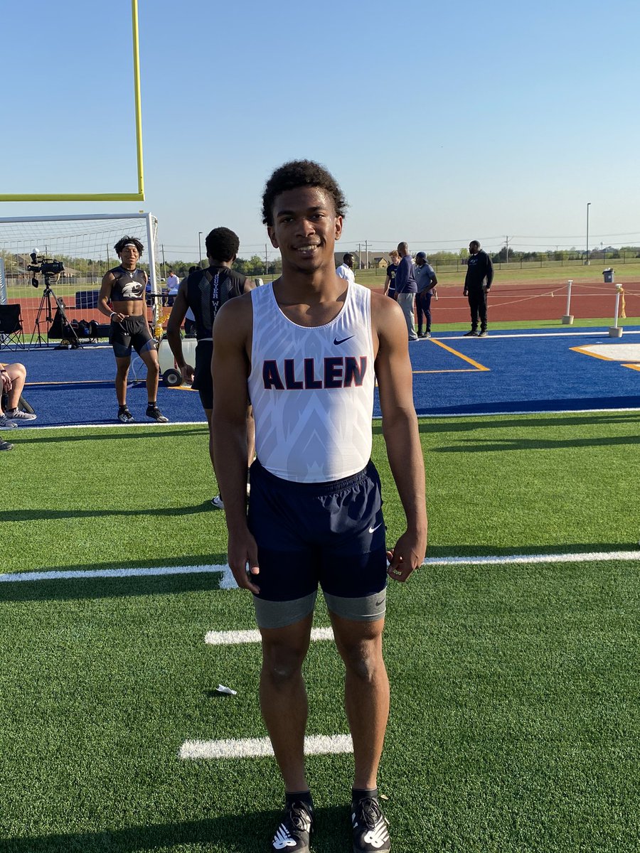 AllenTrack's tweet photo. Evan Carter and @korey_mosley 2nd and 3rd in the 100m at the district meet. Both are area qualifiers https://t.co/LptSTXE2TL