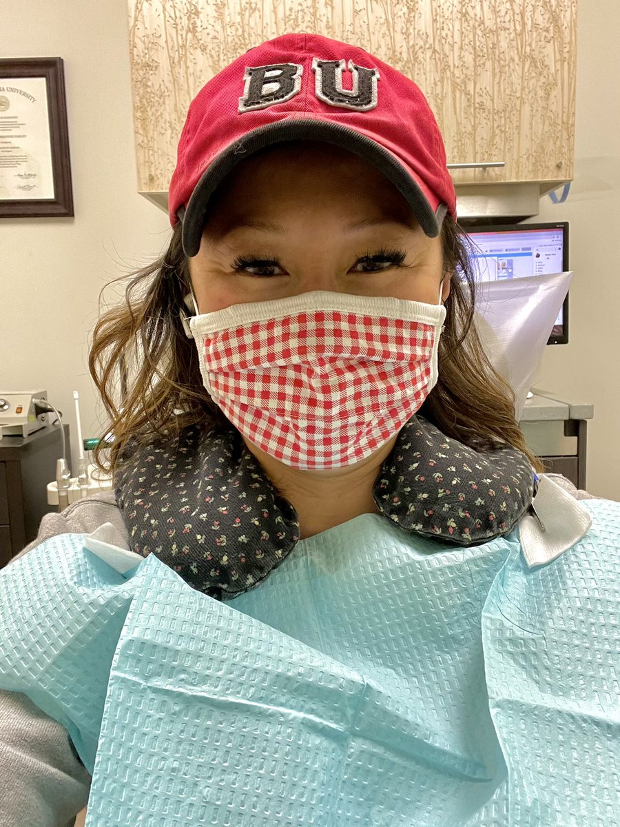 susantran's tweet photo. #91/365 Grateful for my dentist & hygienist over at #Harmony. They offer a warmed neck pillow and lavender oils on these white cotton swabs!! Both are aimed at relaxing my stress & aversion to the dental office. #Gratitude2021
#FlossMore #IKnow!!! https://t.co/tMlWWmQmY0