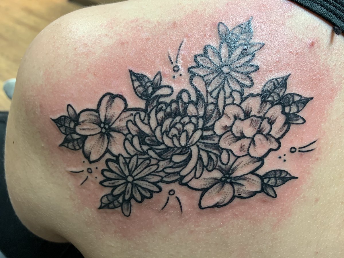 Cgann25's tweet photo. I’m obsessed with my new tat https://t.co/PAMHIwD56P