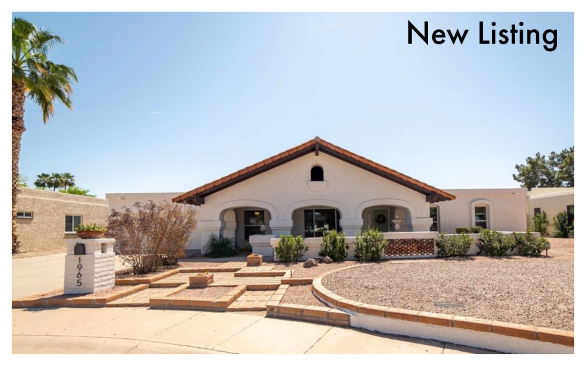 Mark_Marsillo's tweet photo. 🏡New Listing! This home is amazing! ☀️ Remodeled 4 bedroom, 2.5 bath home with flex room. Just about everything updated including the front door. #markmyagent #homeforsale #tempe https://t.co/97QXc1OwOa