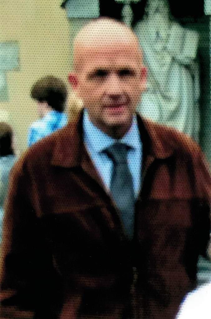 nmph_ireland's tweet image. Today we are thinking of Peter Scully who was 48-years-old when he went missing from his home in Fairfield Park in Greystones on 2 April 2017.
Peter worked in maintenance in Carrickmines Industrial Estate and regularly took walks along the Greystones cliffwalk #HelpBringThemHome