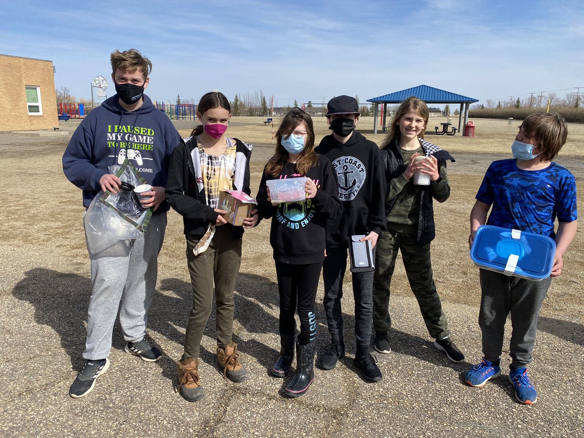 aesjets's tweet photo. Egg Drop Challenge  AES Gr 7&amp;8 students put their minds and hands to work to create their egg safe containers. Thanks to all the participants and congrats to the winners.  We had some great inventions to protect their little eggs.  #Learningtogether @PrairieSouth #Easterfun https://t.co/s3fcAmnV87