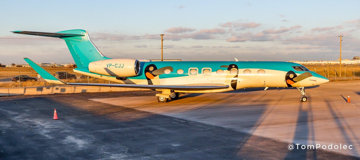TomPodolec's tweet photo. PENGUINS 🐧
VP-CJJ Gulfstream G650 • Toronto https://t.co/Hkcrm6XWR7