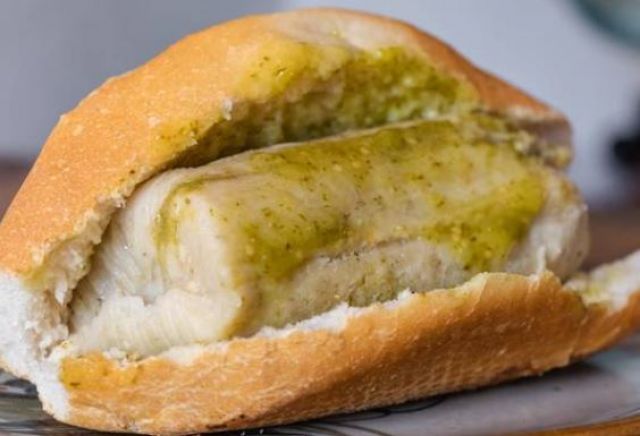 ElOasisTruck's tweet image. Introducing our delicious Torta de Tamal. For everyone who loves tortas but also loves tamales, you can now kill two birds with one stone. (Note: Not suitable for those counting their carbs.)