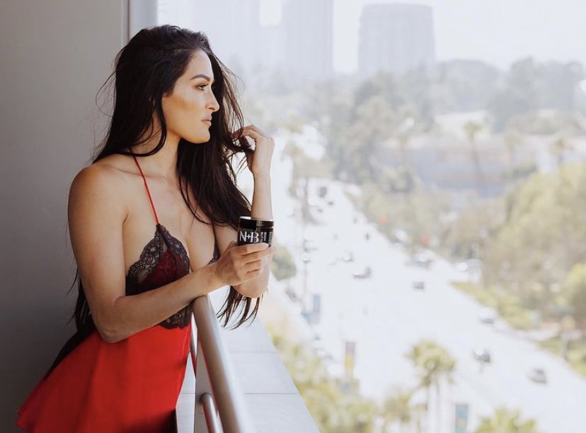MsFearlessNikki's tweet photo. Mandatory WAP post. https://t.co/2mX4LPXdXD
