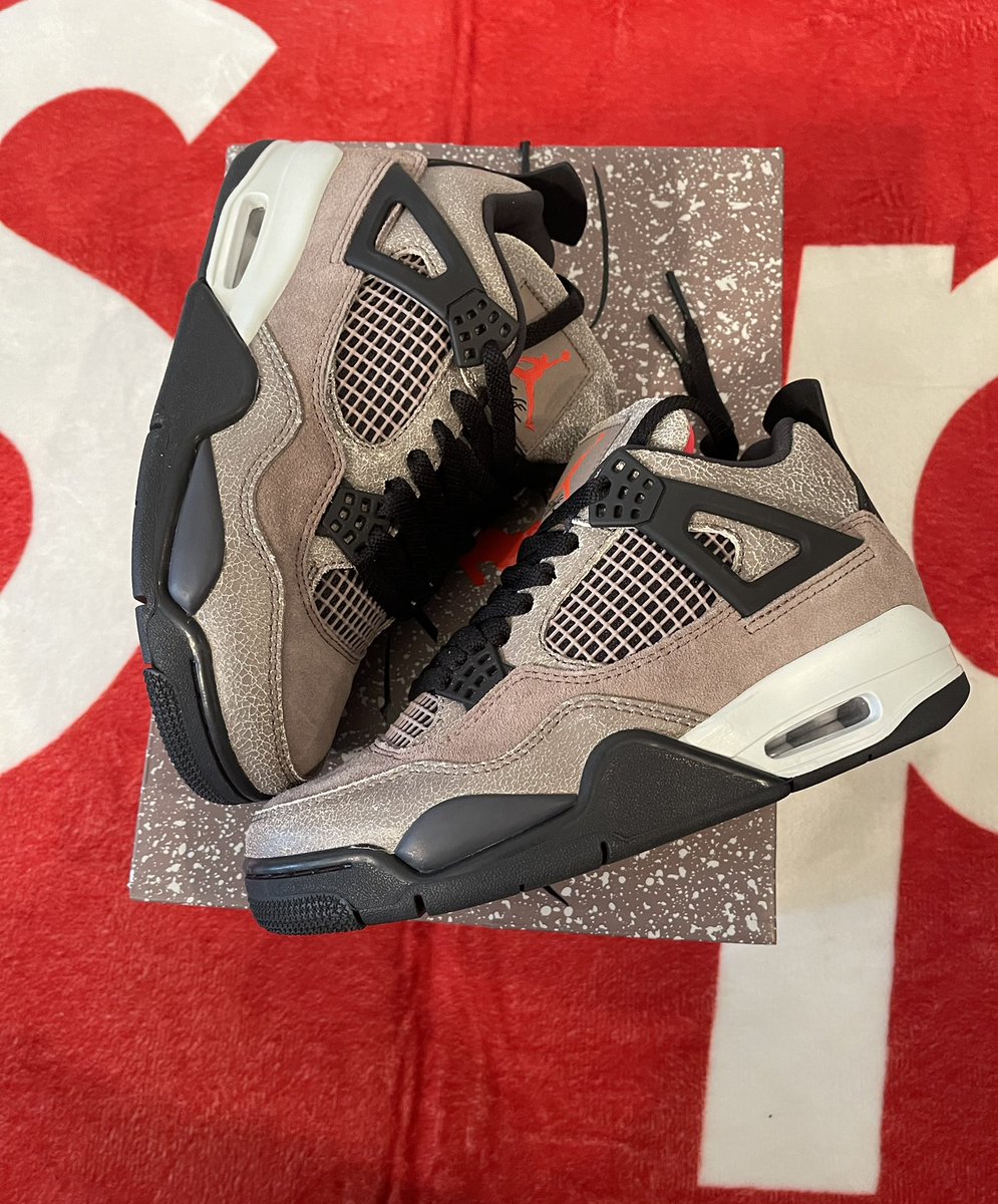 Overratedplug's tweet image. Air Jordan 4 Taupe Haze 🔥📦

#OverRated | Yeezy Sale Available online