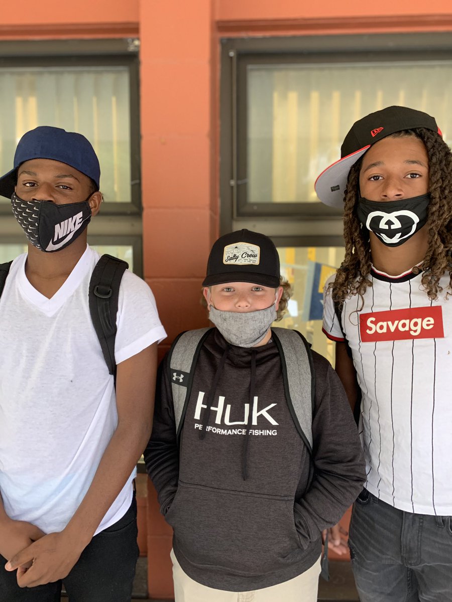 Carmella_Samler's tweet photo. Dunnellon Middle AVID Spirit Week Day 3: Put On Your Thinking Cap! @DMSTIGERTWEETS @CRenfroe4EDU #WeAreAVID  #MCPS_AVID https://t.co/Eup26OHoC4