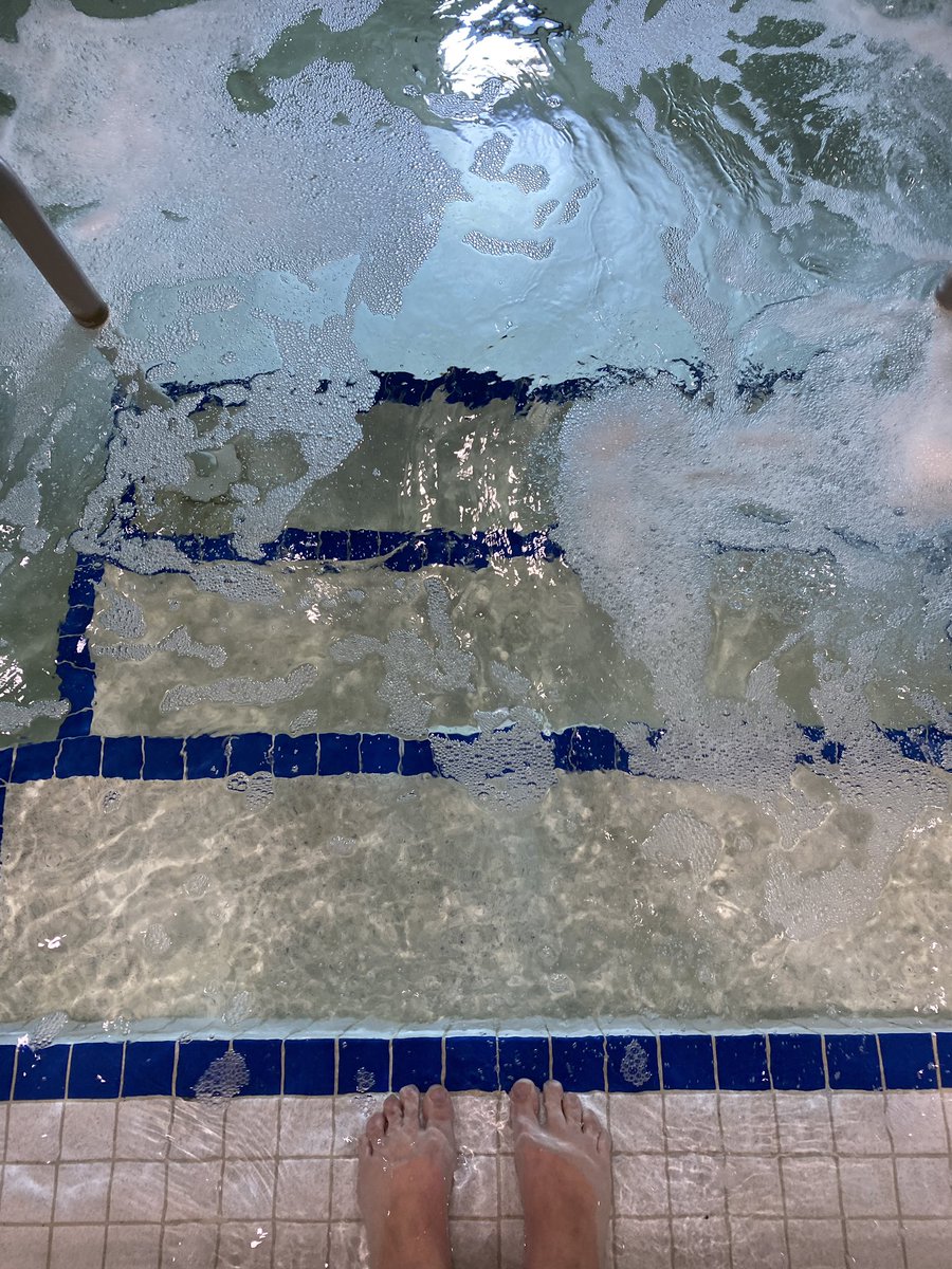 meshell6192's tweet photo. Great way to relax after yoga class. #LTClassDash #Sweepstakes https://t.co/isO5P3vAU6