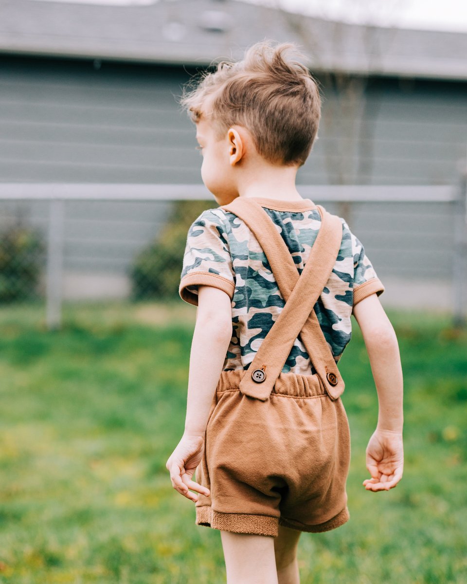 katilimade's tweet photo. Before we talk about the overalls, can we talk about Miles' haircut?! We had him scheduled for a trim, and when we told him about it he said that he wanted his hair short like Daddy's. I tried hard not to cry as I showed him a bunch of pictures https://t.co/OzFxjeqcbH https://t.co/sP6KxWeDqu