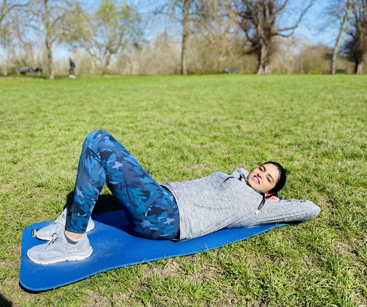 LintuRony's tweet photo. Get Up Every Morning And Tell Yourself “ I CAN DO THIS!” #goodfriday #vibes #warmup #fitness #bodyfitness #exercise #goodmorning #linturony #london https://t.co/NmOy7c5AfH