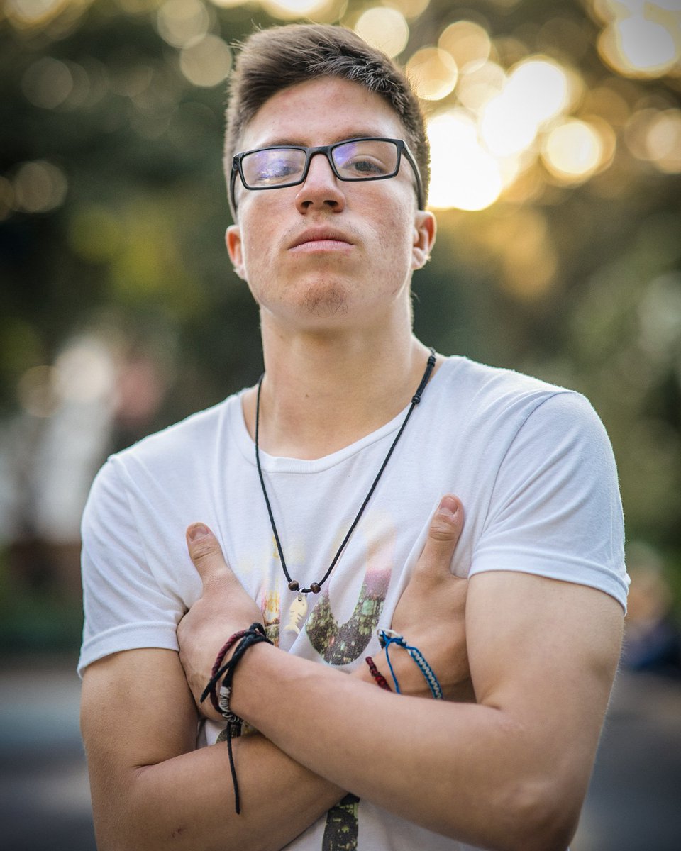 MazaRodrick's tweet photo. 🌟The light of your gaze🌟
#yosoykos #photographer #photooftheday #photography #photo #foto #fotografia #model #modahombre #modelotop #modelomexico #moda #modelo #sesiondefotos #shooting #badboy #agency https://t.co/W5Fd0vgPoi