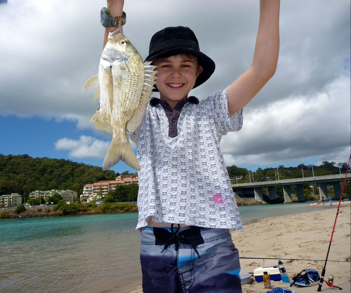 hookezeofficial's tweet photo. Gavin Clark Young fella's first fish caught at Currumbin River, Gold Coast. https://t.co/F2hgKrB8Dr