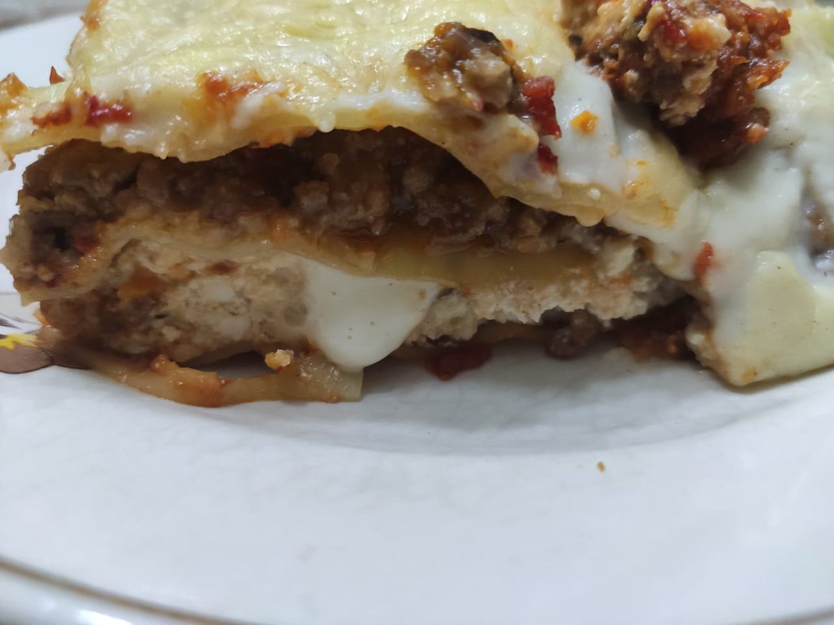 babyprinpo's tweet photo. La lasagna de mi nenegro ๐คค #hubbycooks https://t.co/42kDGfNojx