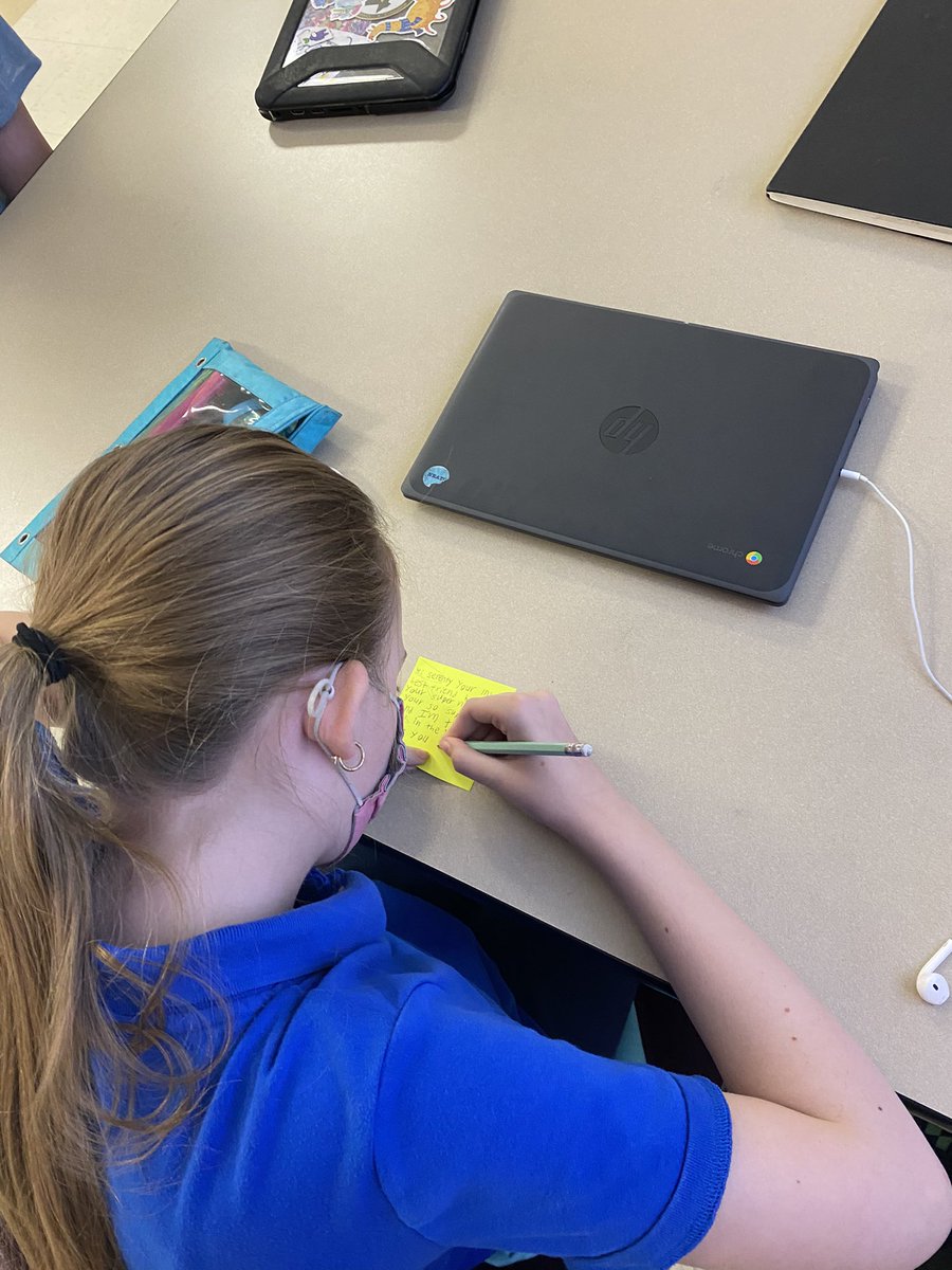Started class by writing a quick note to a friend to brighten their day! #KindnessMatters <a href="/CISDWalker/">Walker ES</a>