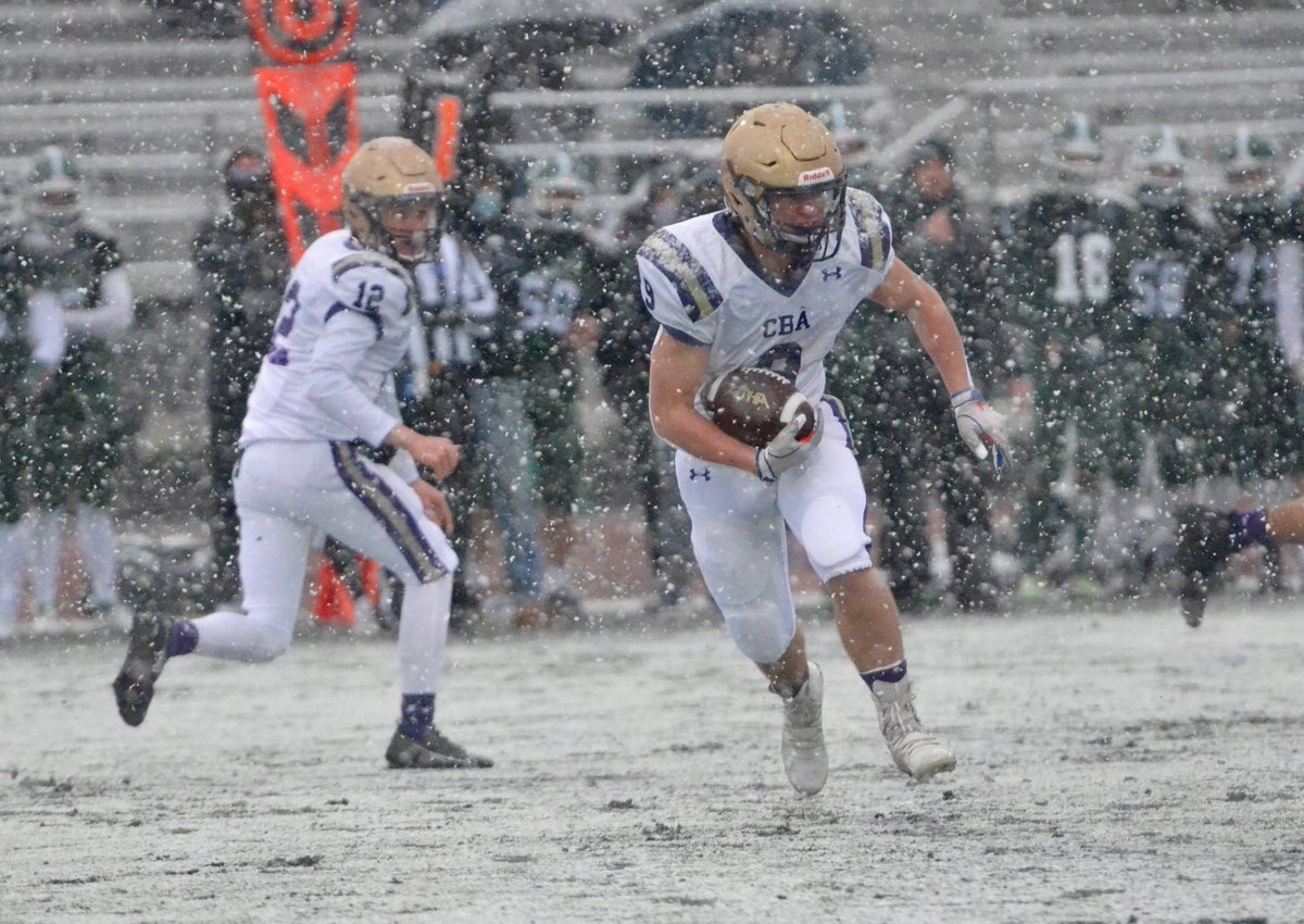 MrBoylerAlert's tweet photo. Some photos from todays @shenfootball_01 and @BrothersFBall | article will be up online later tonight, after I can feel my thumbs #518Football https://t.co/IEpoRbaxET