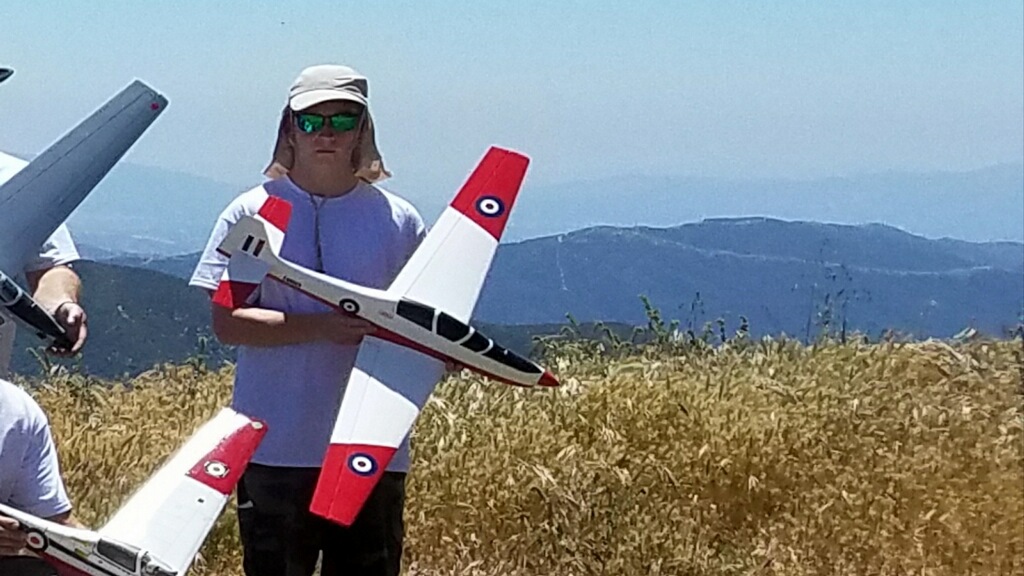 boulderpolice's tweet image. conducted a flyover at the airport in honor of Denny. The family is greatly appreciative of the outpouring of support and assistance they have received. Fly high Denny, you will be missed. #BoulderStrong