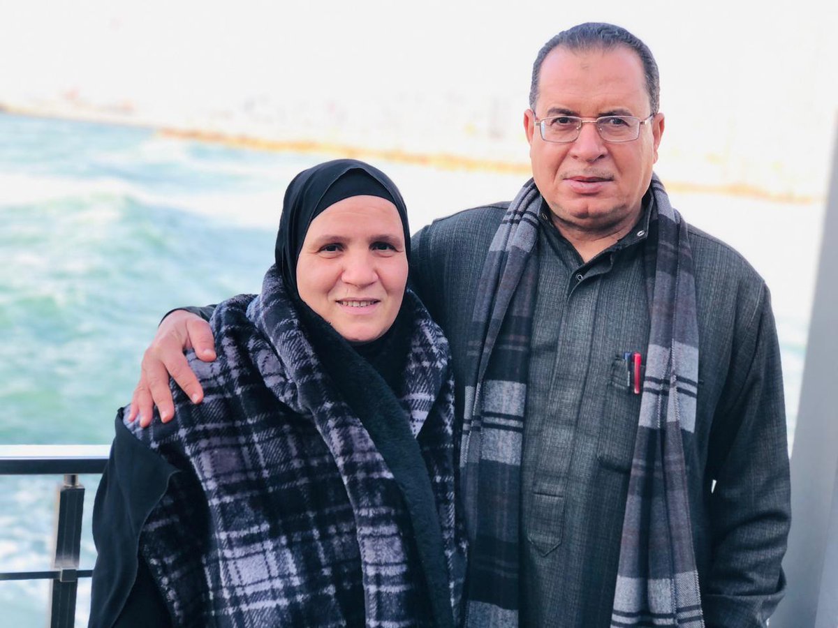 Zalouuk's tweet photo. اللهم إن ابي وامي دعائي الأبدي و رجائي الدائم اللهم أحفظهم لي دائماً🖤 https://t.co/DYee60YFbp