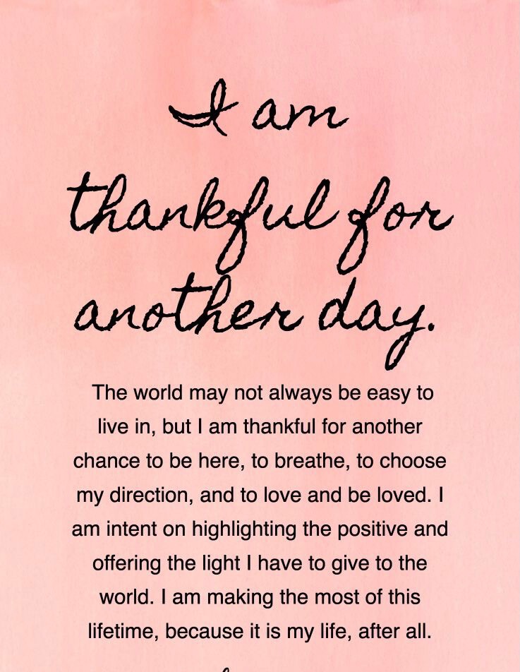 Hello everyone I hope you are having a great Thursday! Today I am thankful for another Thursday! ✨ let’s us know what your thankful for today ✨⬇️ #ThankfulThursday #livelaughlove #utsavip #UTSA