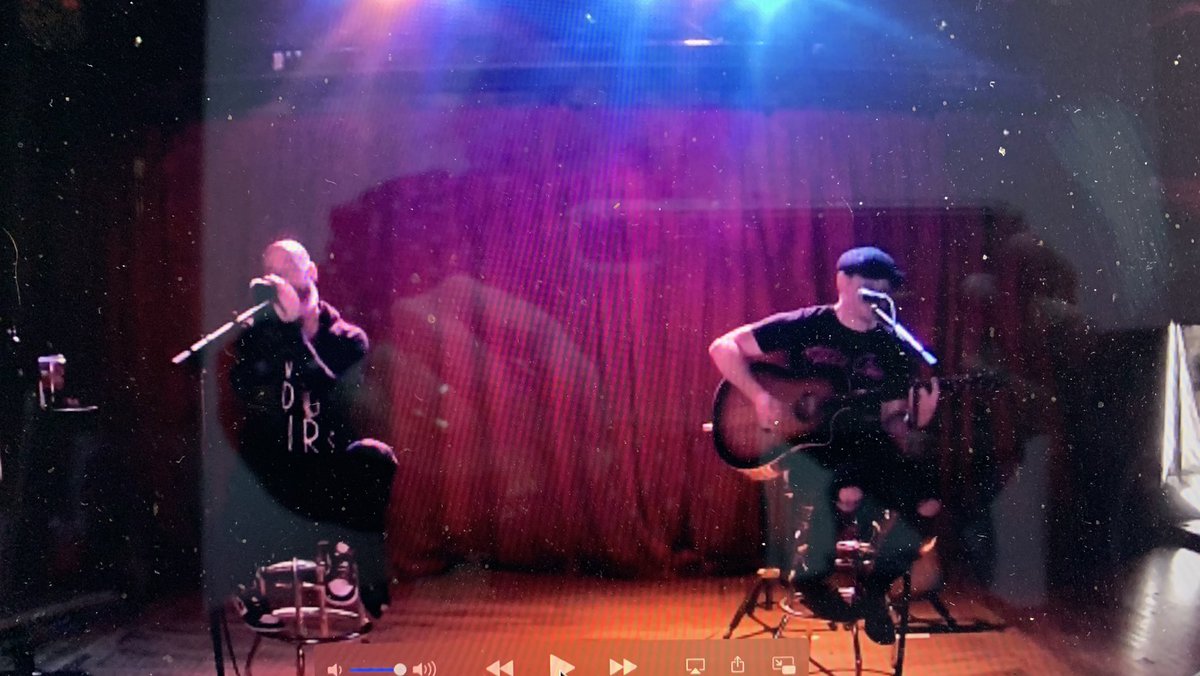 TerrieCarrRnR's tweet photo. So inspiring to see generations of fans on tonight’s @WDHAFM Bands, Booze and Bandwidth with @Daughtry_News asking questions, loving the amazing acoustic set and being a part of the experience. I loved it! #daughtry #rockisaliveandwell #newmusic #heavyisthecrown https://t.co/6wrGWIXrp7