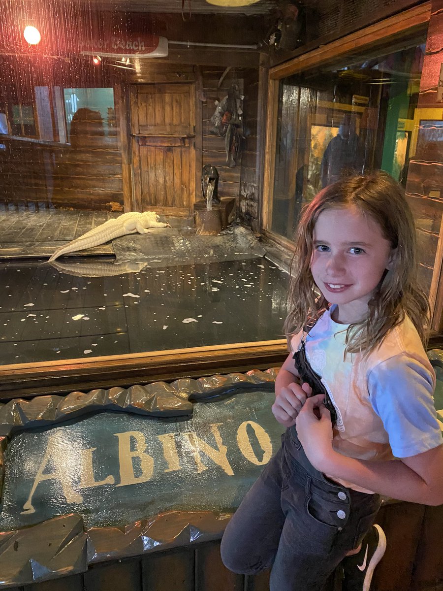 Sarah Huffman tweet media