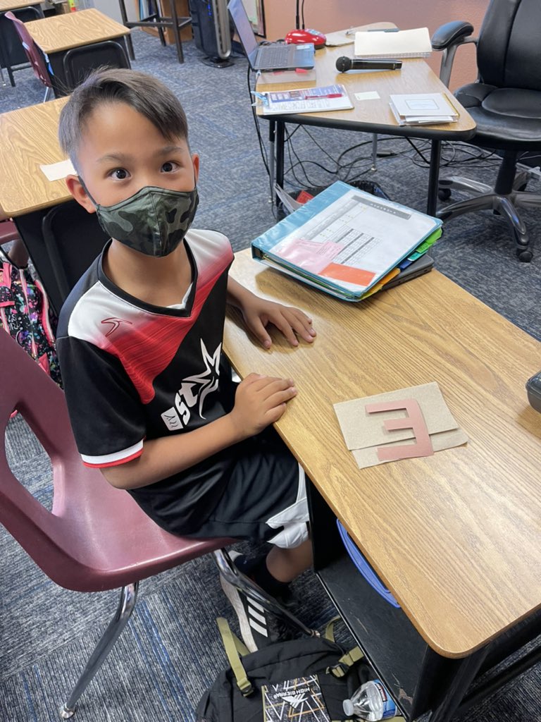 Courtney tweet media