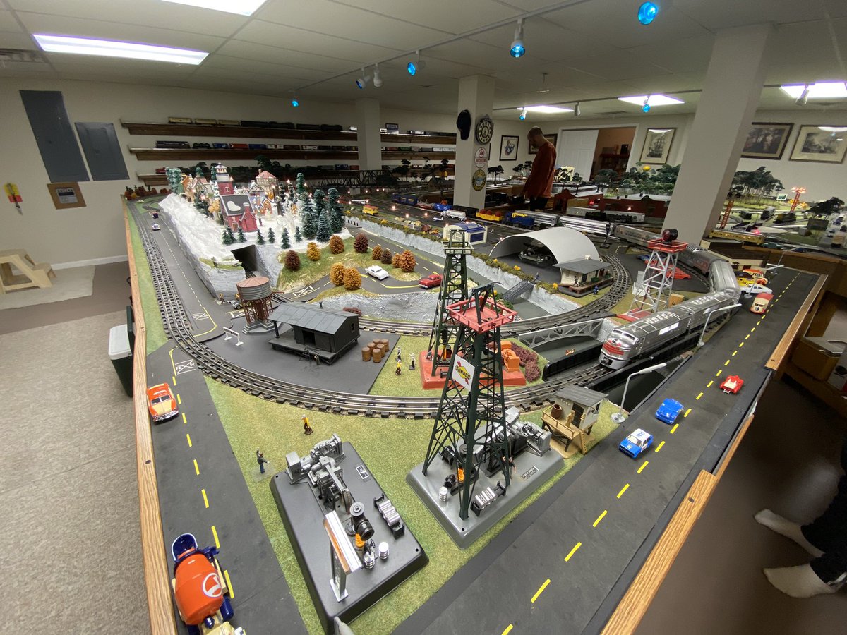 loudlh's tweet photo. Nearly 20 years in the making - and 2 days to dismantle. All that remains of my dad’s @lionel_trains labor of love is the memories. #harryplayswithtrains #modeltrains https://t.co/HgznGIBncA