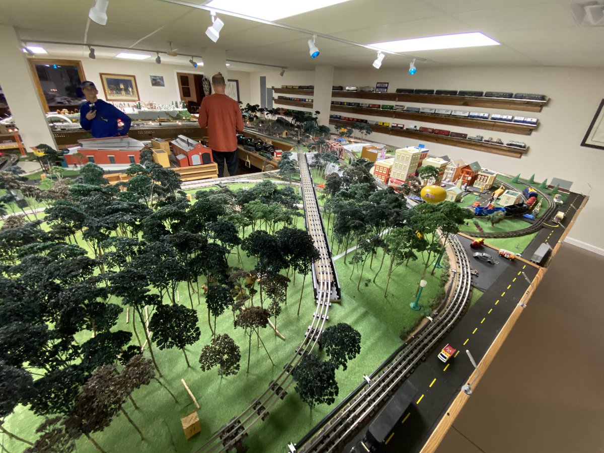 loudlh's tweet photo. Nearly 20 years in the making - and 2 days to dismantle. All that remains of my dad’s @lionel_trains labor of love is the memories. #harryplayswithtrains #modeltrains https://t.co/HgznGIBncA