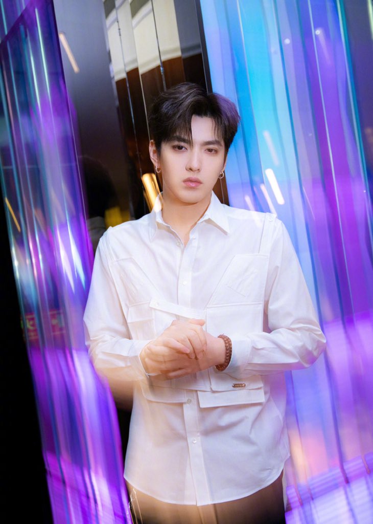 KrisBar_WuYiFan's tweet photo. Kris Wu Monthly Highlight – March✨

Original by Kris Wu Offical Fanclub
English translation by @KrisBar_WuYiFan

#KrisWu #KrisWuSummary https://t.co/ivhKWPf7z2