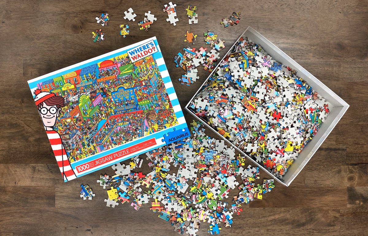 It may be #AprilFoolsDay but putting together our new Where's Waldo puzzle is no joke!

#puzzle