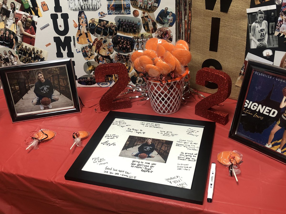 Karmen Bruton (KarmenBruton) Twitter