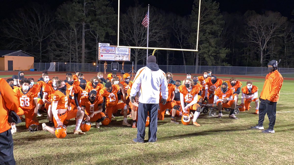 Panthers defeat Cedar Ridge  36-6.