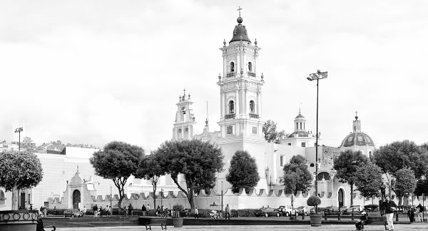 PedroDanielGM's tweet photo. A esta hora de Jueves Santo comenzaría la Visita de las 7 Casas, un recorrido tradicional de los fieles católicos por siete templos de nuestra ciudad como parte inicial del triduo pascual de la Semana Santa en Toluca https://t.co/XrxNmKP1vG