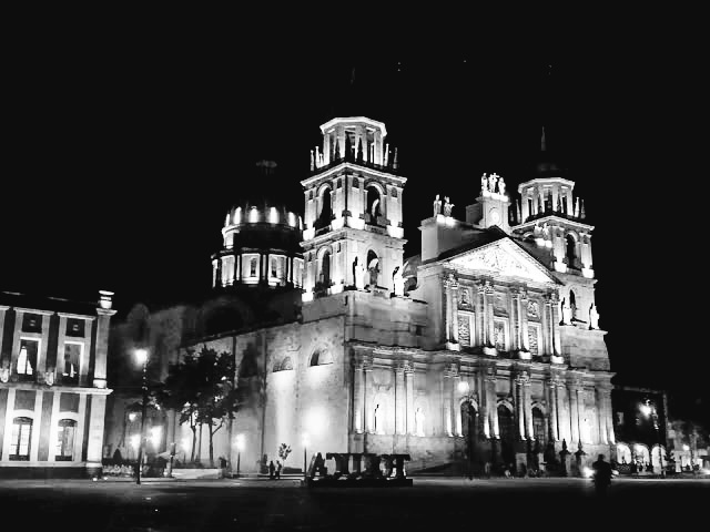 PedroDanielGM's tweet photo. A esta hora de Jueves Santo comenzaría la Visita de las 7 Casas, un recorrido tradicional de los fieles católicos por siete templos de nuestra ciudad como parte inicial del triduo pascual de la Semana Santa en Toluca https://t.co/XrxNmKP1vG