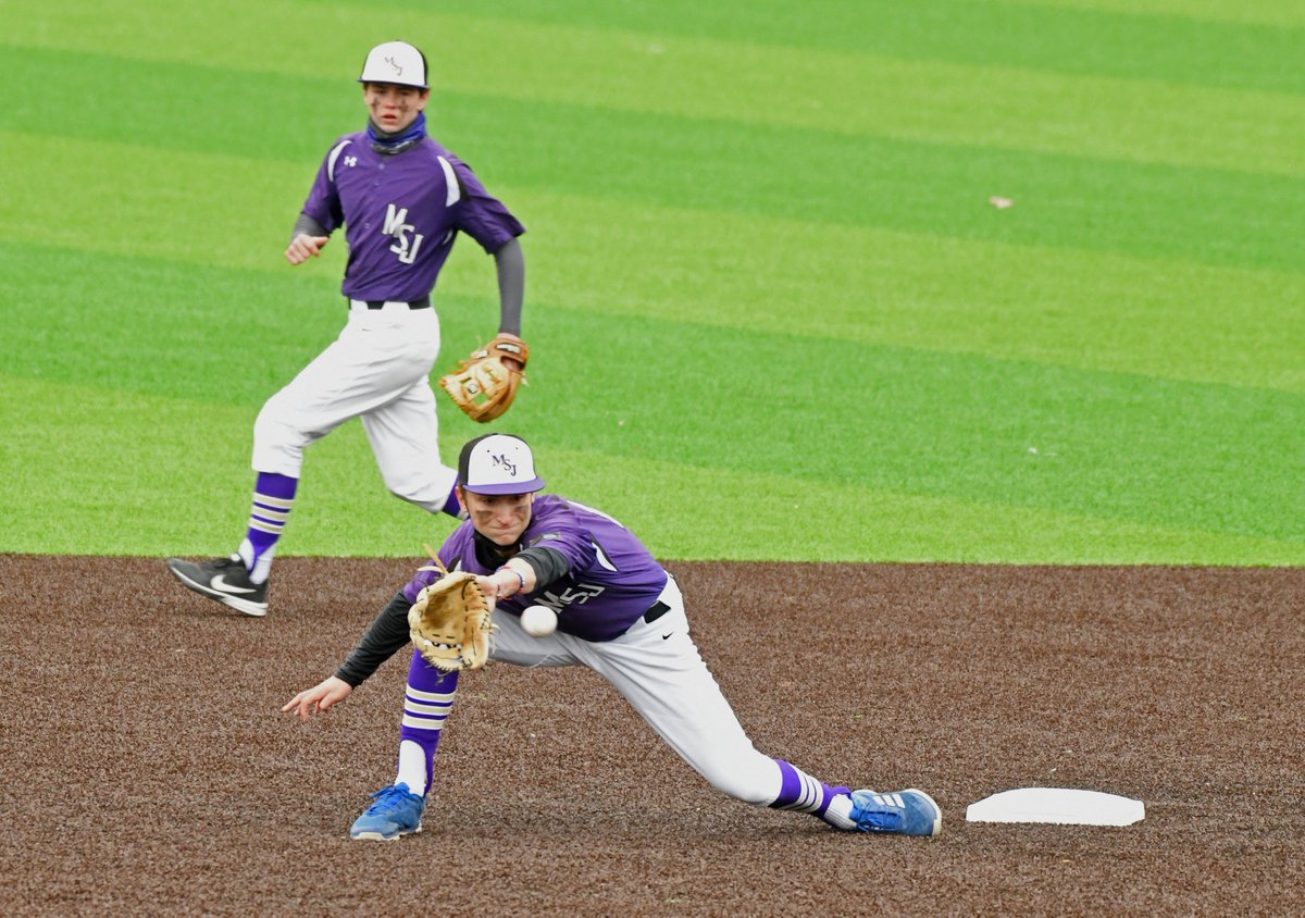 KyleJAndrews_'s tweet photo. The Gaels found themselves trailing John Carroll 2-0 in the beginning of the 2nd inning. They responded by scoring 14 unanswered runs to win 14-2.

"We’re on a streak right now and I hope that we can keep it going,” said Ethan Grieb, who had 3 hits.

READ: https://t.co/ZIi4RzoNkO https://t.co/OvoDXCqO3b